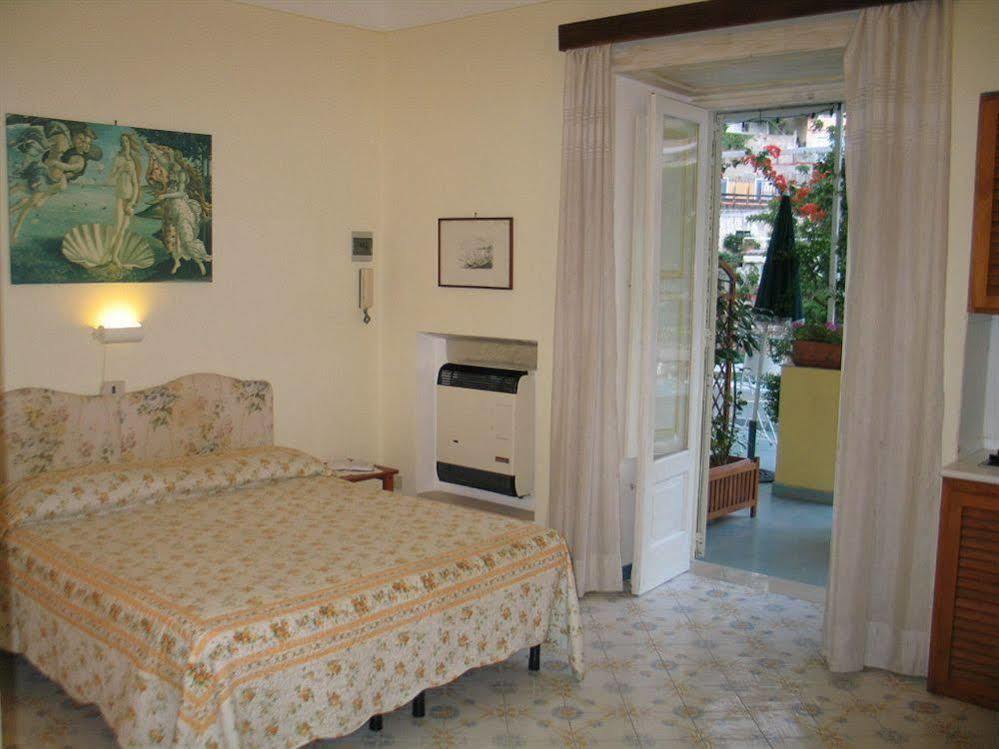 B&B Venus Inn Positano Kültér fotó